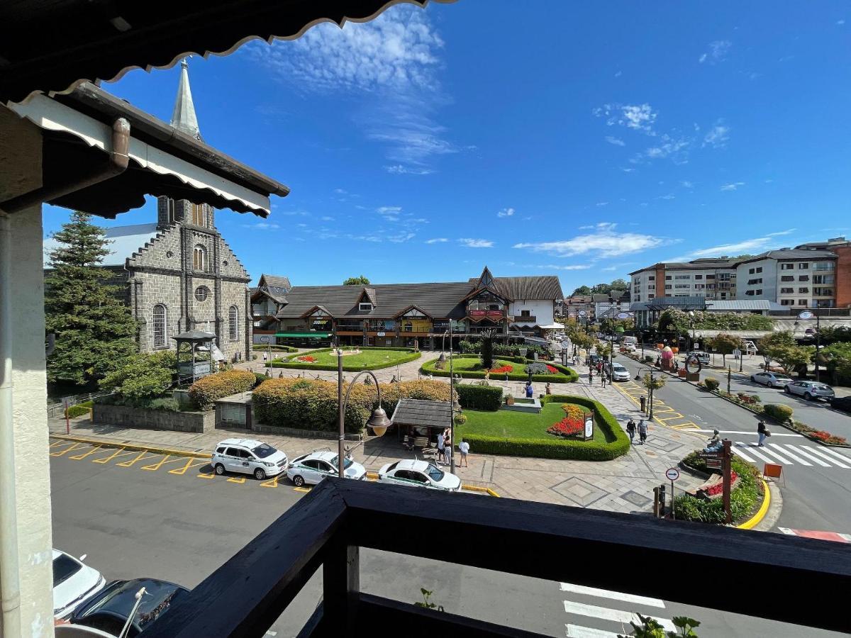 Apartamento Oppitz - No Coracao De Gramado Junto Da Rua Coberta Apartment Exterior foto