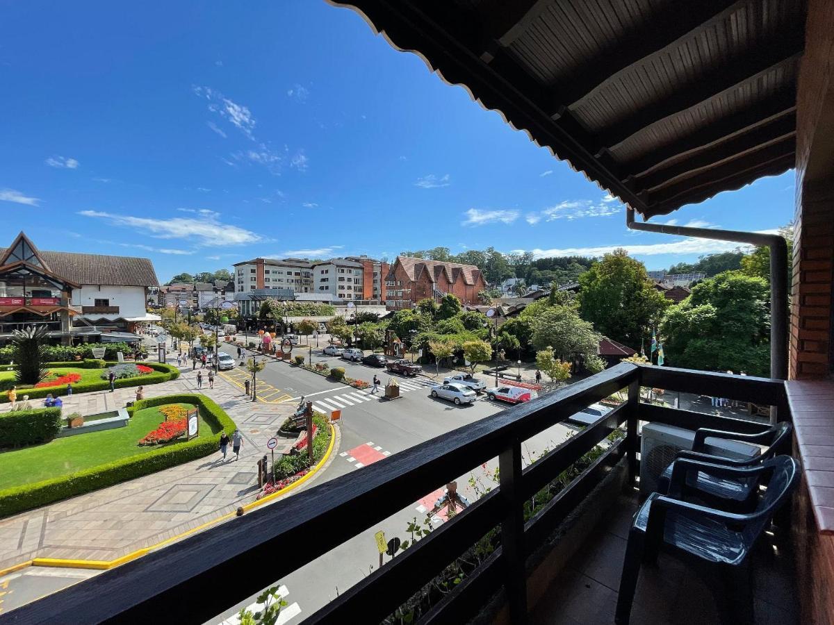 Apartamento Oppitz - No Coracao De Gramado Junto Da Rua Coberta Apartment Exterior foto